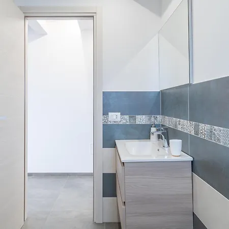 A Due Passi Dal Mare Apartment *